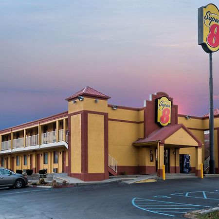Мотель Super 8 By Wyndham Indianapolis-Southport Rd Екстер'єр фото